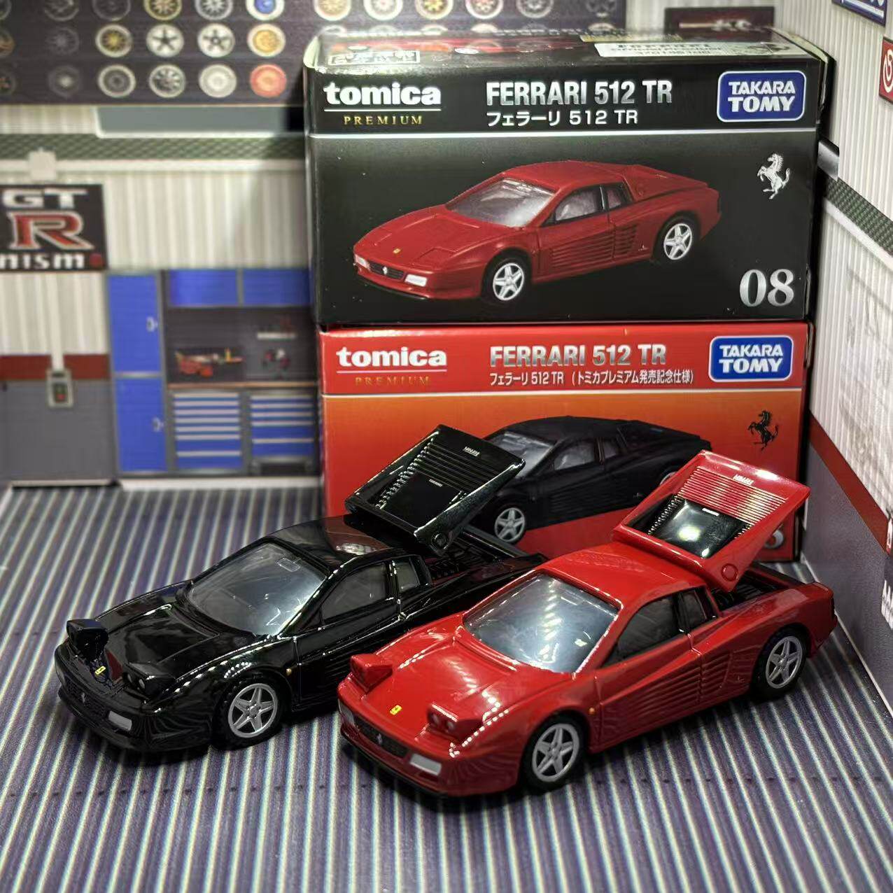 Vintage Collectible Ornaments - Takara Tomica Premium 08 Ferrari 512