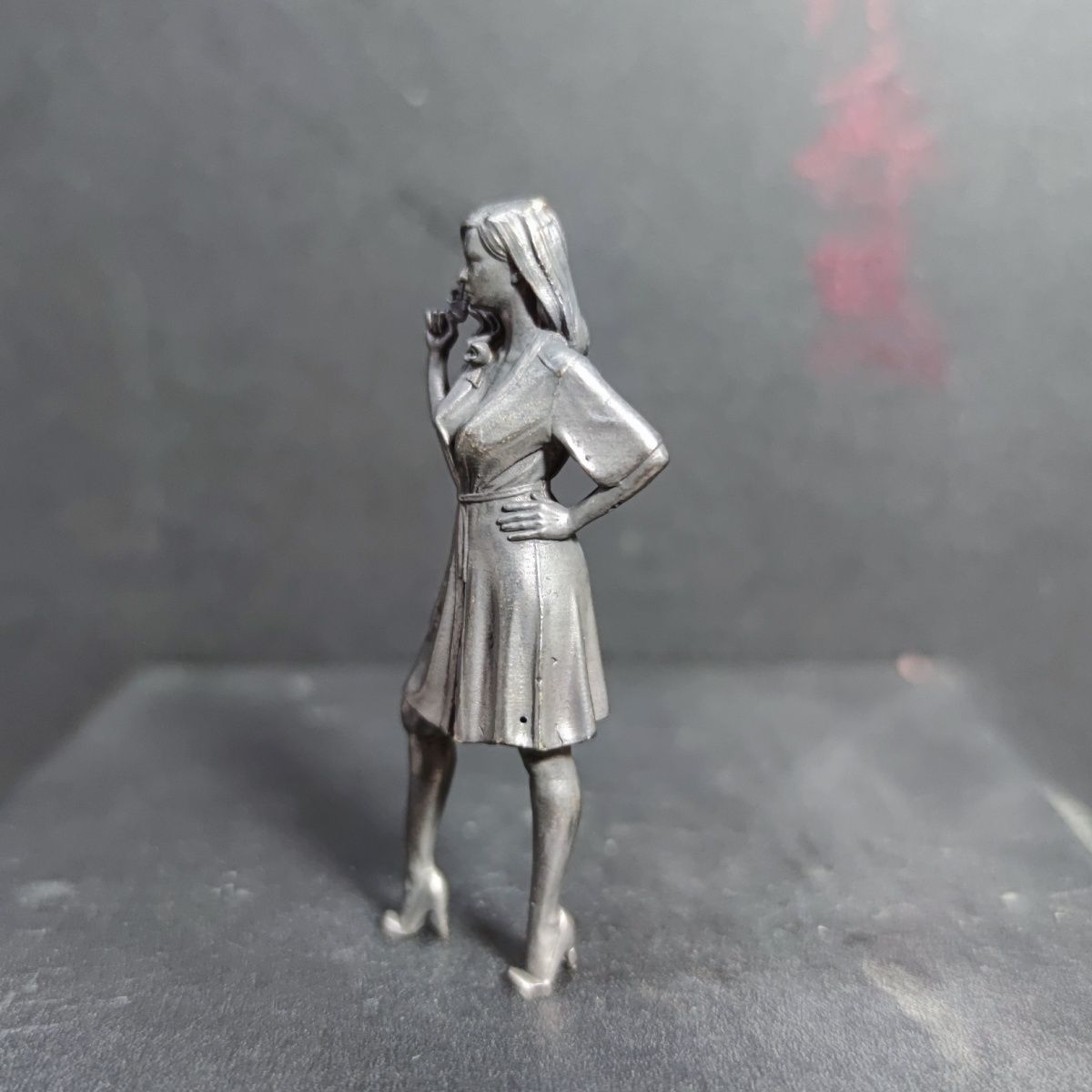 Statuetta Femminile in Stile V - Vintage Collectible Ornaments recensione e prezzo