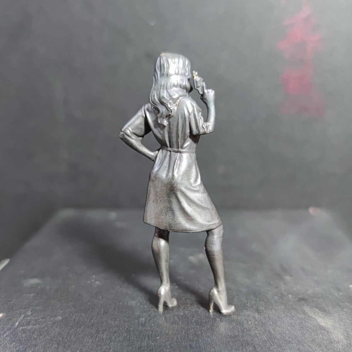 Statuetta Femminile in Stile V - Vintage Collectible Ornaments recensione e prezzo