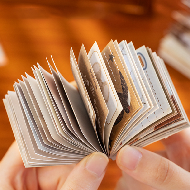 Mr. Paper Libro di adesivi con - Vintage Collectible Books recensione e prezzo