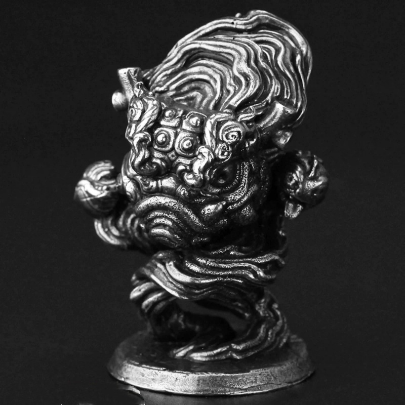 Miniatura di Leone Cinese in R - Vintage Collectible Ornaments recensione e prezzo